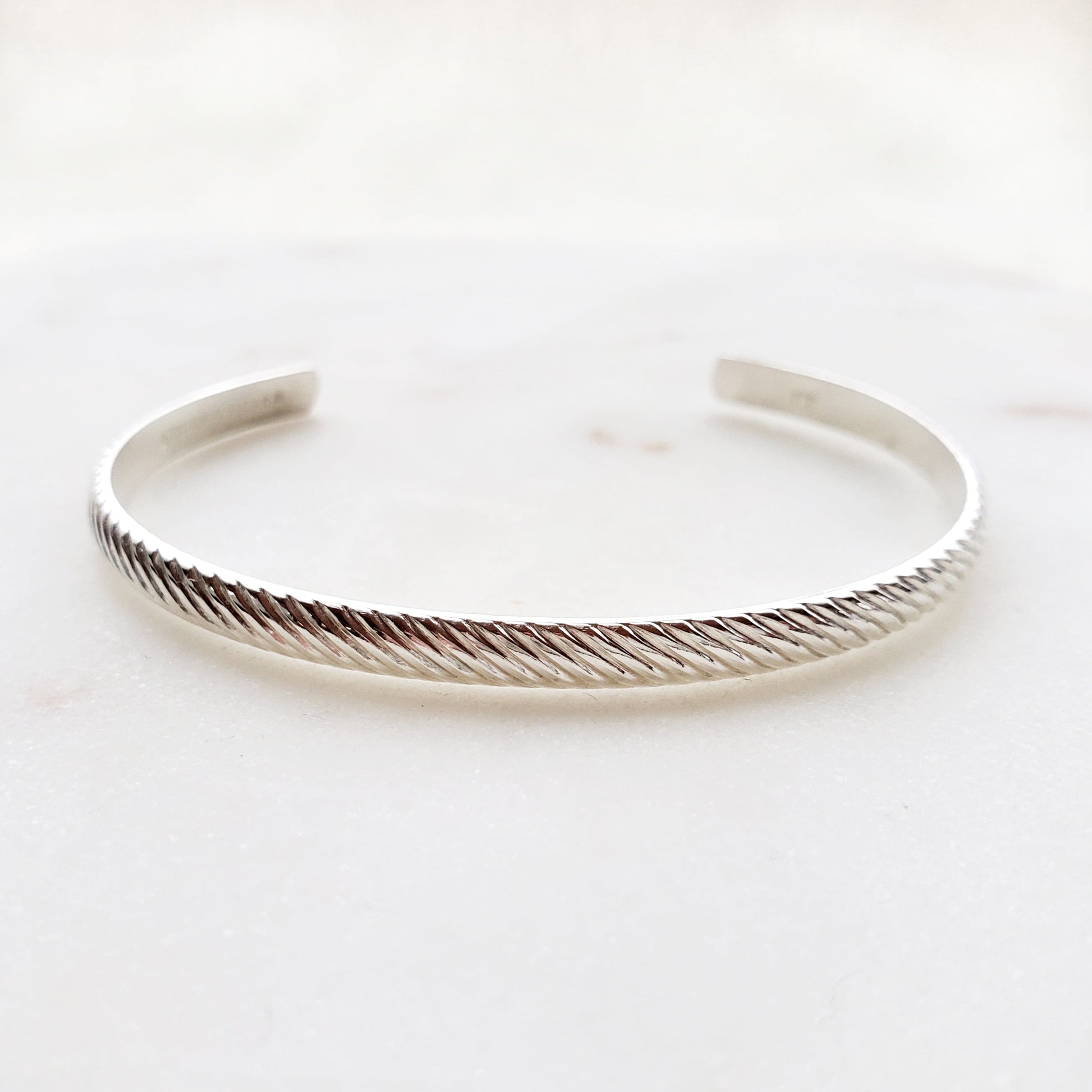 Oblique Cuff - Arcana Silver