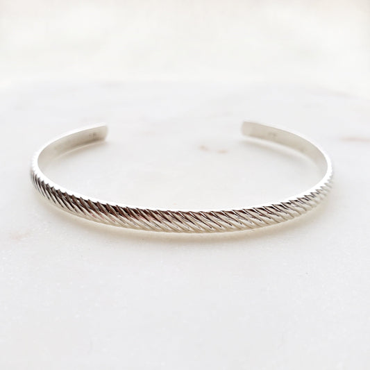 Oblique Cuff - Arcana Silver